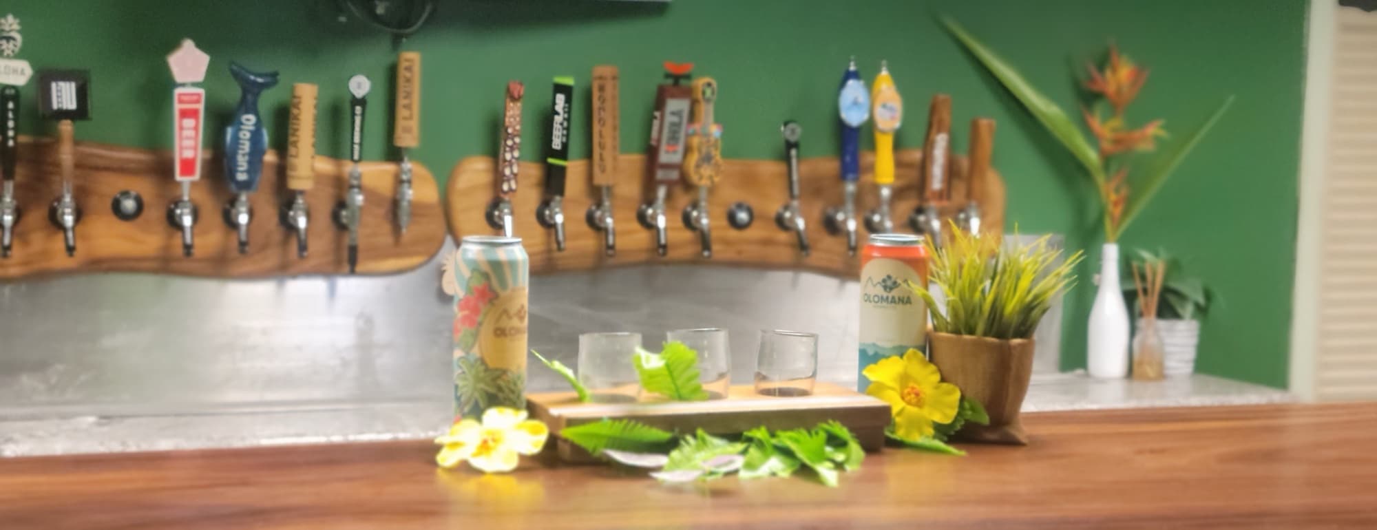 Three Peaks Brewing — beer cans flight tap handles